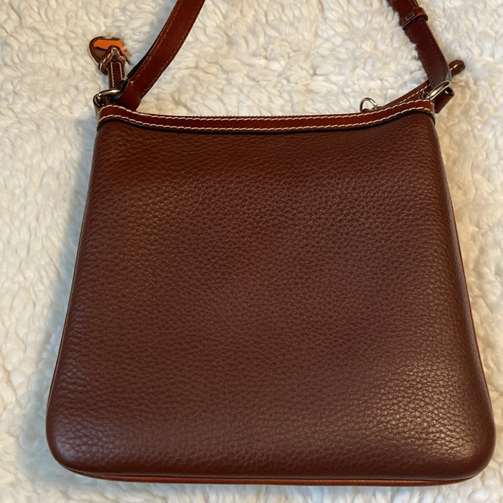 Dooney & Bourke leather letter carrier - Picture 3 of 9